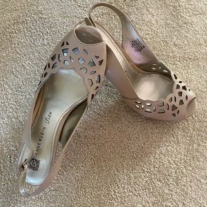 Anne Klein shoes. Size 9